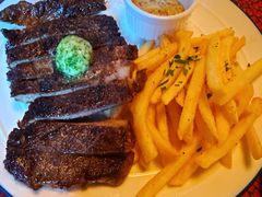 -羽深肉铺 Steak & Wine