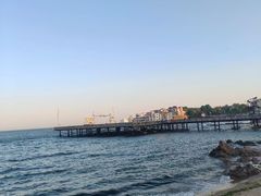 -北戴河碧螺塔海上酒吧公园