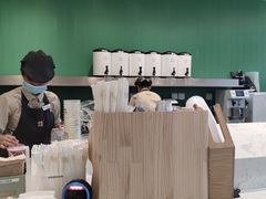 -奈雪的茶(优特汇店)