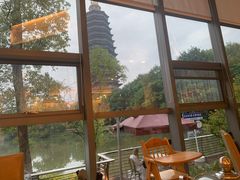 -听松楼·花园酒店·自助餐厅(红梅公园店)