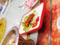 -皇宫大酒店