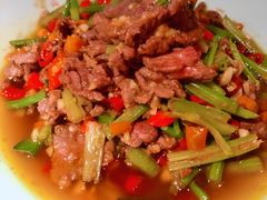小炒黄牛肉-洞庭土菜小炒馆(易发广场店)