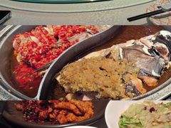 -阿瓦山寨·湘菜现炒·剁椒鱼头王(咸阳总店)