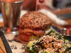 -FAT COW(虹梅路店)