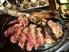 -恰餐厅及酒吧 CHAR Bar & Grill (北京丽都皇冠假日店)