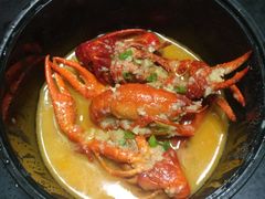 秘制蒜蓉小龙虾-金陵暴走小龙虾·迷踪蟹(凯德MALL店)