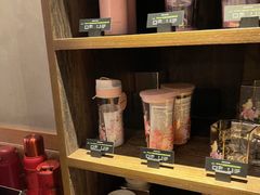 零售区-星巴克(武康路店)