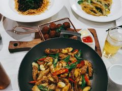 干锅肥肠-大鸭梨烤鸭(石佛营店)