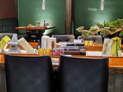 大堂-肉魁屋·烧肉·烧鸟·酒场(高新店)