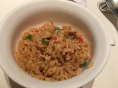 黑胡椒牛肉菜粒炒饭-诺莱仕游艇会