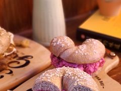 加州胭脂&nbsp;California&nbsp;Pink-Catch Bagel(芳草地店)