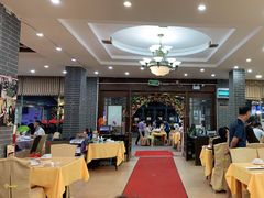 -鹏城人家海鲜酒家·23年老字号(较场尾店)