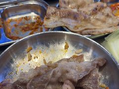 -哈哈碳都·牛肋条无限自助烤肉(台江万达店)
