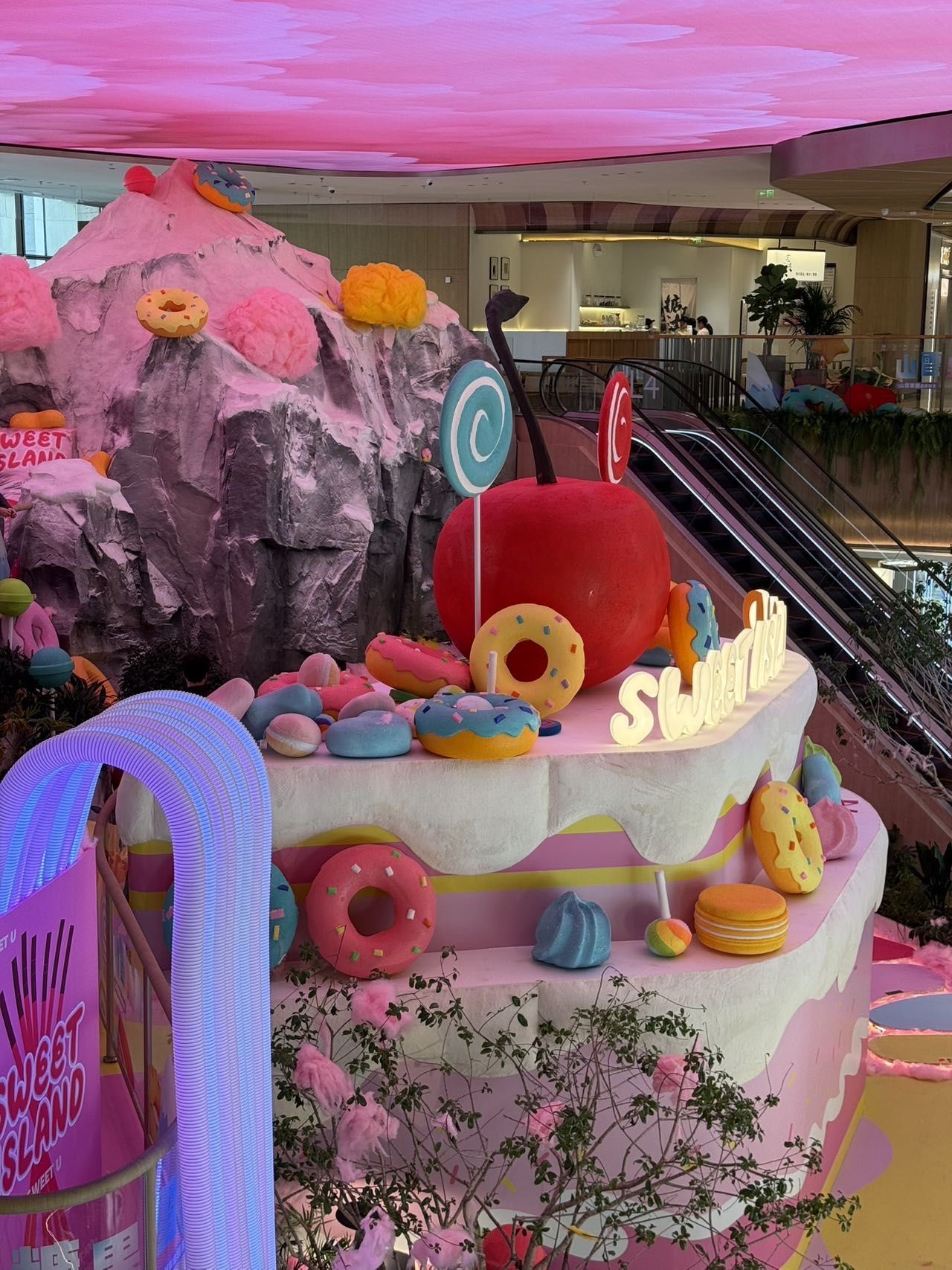 光环购物公园里神奇的糖果雪山好好逛❗️