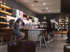 -星巴克臻选(济南万达店)