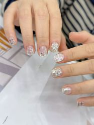 -七彩虹美甲美睫 半永久