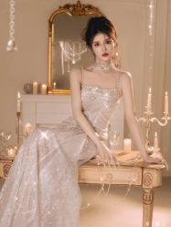 -喜爱高定婚纱摄影