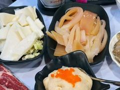 -鲜入围煮花胶鸡海鲜火锅