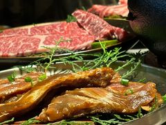 -草家酱蟹炭火烤肉店(珲春南路一店)