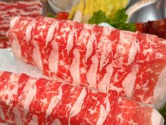 -茅草房·河畔园林火锅