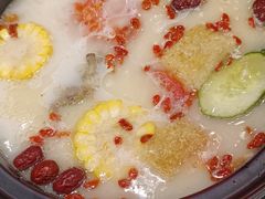 -钢管厂五区小郡肝串串香火锅(梅川路店)
