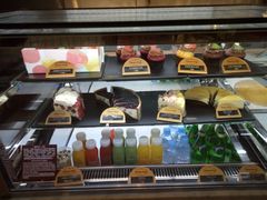 面包甜点陈列柜-哈根达斯(钟楼新店)