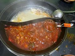 -重庆故事姊妹老火锅(财经学院店)