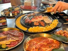 -臻牛烤肉