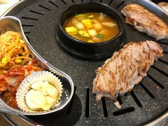 -江南猪肉商会无限续吃(弘大店)