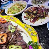 天上龙肉,人间驴肉