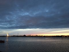 -人民防洪胜利纪念塔