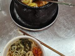 -李记特色罐罐米线(重庆中环大厦店)