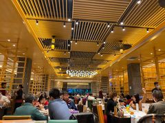 大堂-稻香酒家·34年老字号·港式粤菜(汉街店)