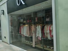 -URBAN REVIVO(北京斯普瑞斯奥特莱斯店)