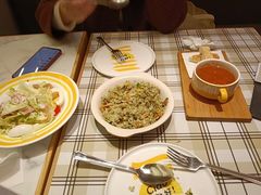 -菲滋意式餐厅(富阳东方茂店)