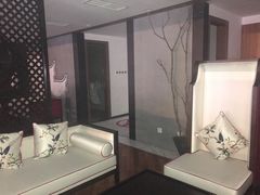 -成都金融城演艺中心