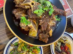 手抓犟牛骨-三镇卤货二公司(汉街店)
