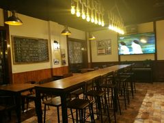 -麦落精酿啤酒餐吧(先农大院店)