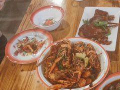 -冶建镜子·老南昌大排档·江西虾王(总店)