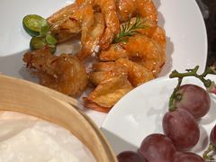蜜汁酥皮虾-四季民福烤鸭店(王府井灯市口店)