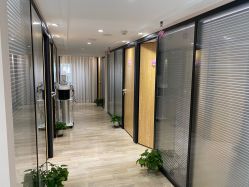 -咪咪专业脱毛连锁机构