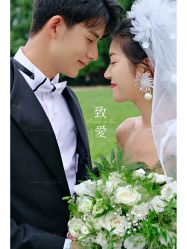 -金夫人婚纱摄影