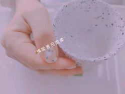 -纤纤玉手美甲美睫美容