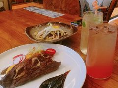 -more than meow吴止猫主题餐厅(承德 中船汇店)