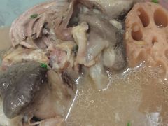 -董厨煨汤馆(车站路店)