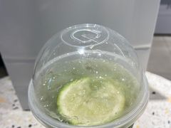 -喜茶(滨江宏岸店)