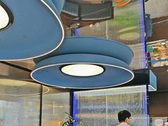-湖畔鲁菜·二十年老字号餐厅(大明湖店)