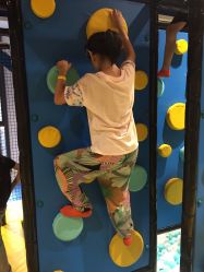 -天空之城家庭互动游乐场
