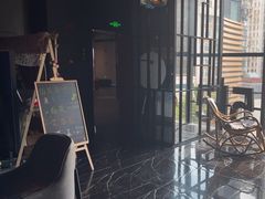 -屋有岛沉浸游戏旗舰店(中山公园店)