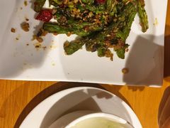 -乐忻皇朝(上海中心大厦店)